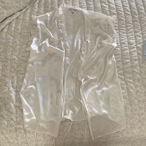 Vintage Linda Donatella White Satin Sleep Robe